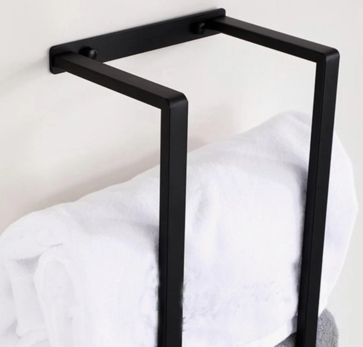 Handdoekrek - 40 Cm - RVS - Handdoekhouder BaderiQ Paris Small - MODEL 2023 - Badkamer Of Toiletruimte - Schroeven Of Plakken - Handdoekenhouders - Handdoekhaak - Rvs Mat Zwart Poedercoating - Small H40xB20xD14 - Ook Beschikbaar In 70 Cm - Afbeelding 3