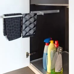 Eleganca Handdoekrek – Handdoekhouder Keuken – Handdoekstang – Ideaal Voor In Keukenkastjes – 44cm Uittrekbaar – 2 Armen – Handdoekrek Badkamer – Inclusief Bevestigingsmateriaal – Hoge Kwaliteit Aluminium – Zilver