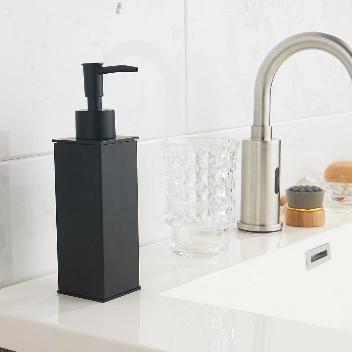 VDN Stainless Zeeppompje - Zeepdispenser - Zeeppompje Vrijstaand - Zwart - Vierkant - RVS - Afbeelding 6