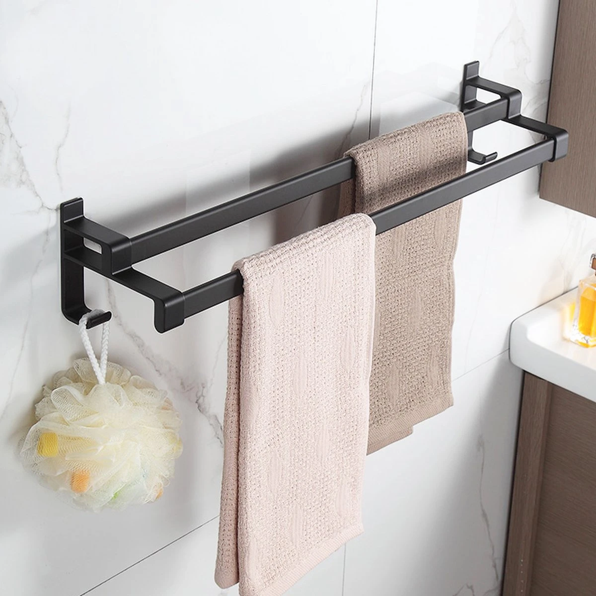 Merkloos Cgoods Handdoekrek Dubbele Stang Zonder Boren - Handdoekrek Badkamer - Handdoekhouder - Handdoekstang - 60CM - Afbeelding 8